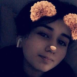 Meet your Posher, Ava